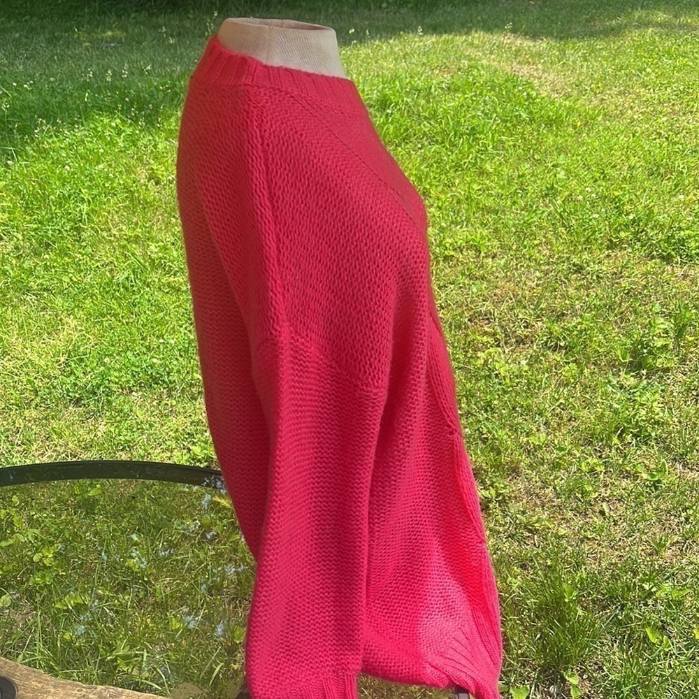 Aerie Hot Pink Knitted Sweater Size XS Long Sleeve, slightly oversized - Picture 4 of 9